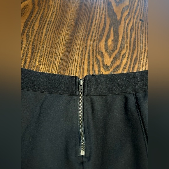 J.Crew Gigi Pant with Side Zip in Ponte Black women’s Size 4 preppy - Picture 11 of 15